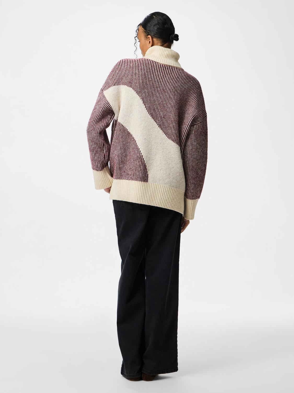 model_shot-back
